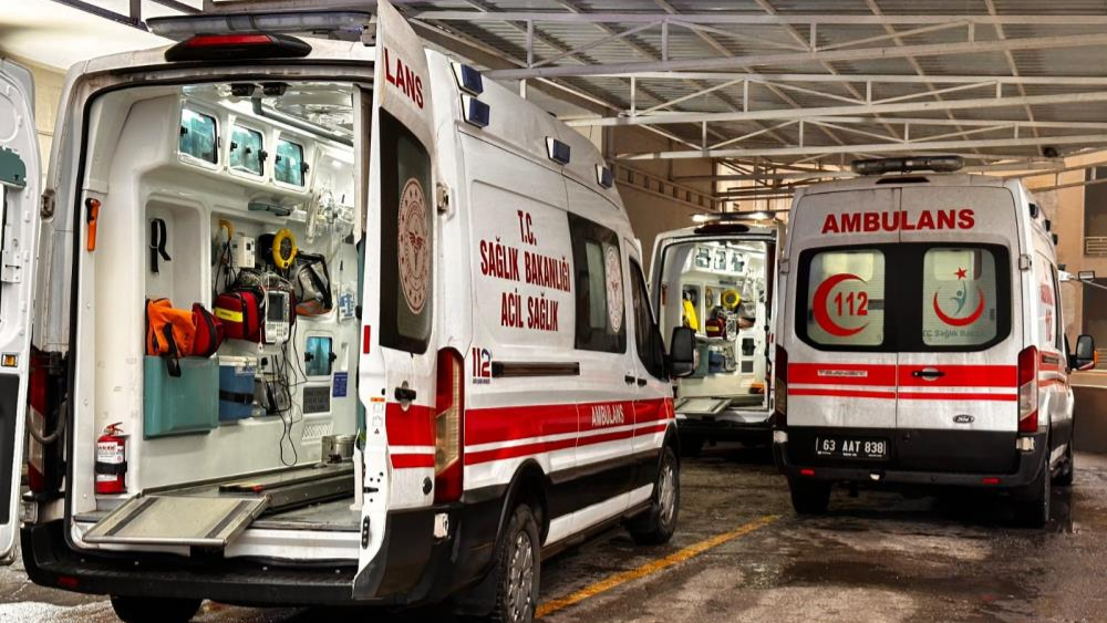 Siverek'te bıçaklı kavga: 18 yaşındaki genç yaralandı!