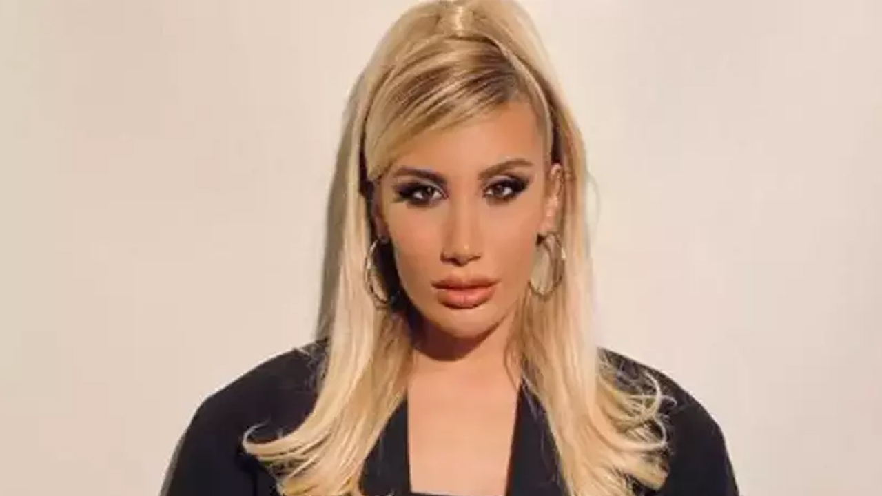 Ünlü şarkıcı İrem Derici hastanelik oldu: Sağlık durumu nasıl?
