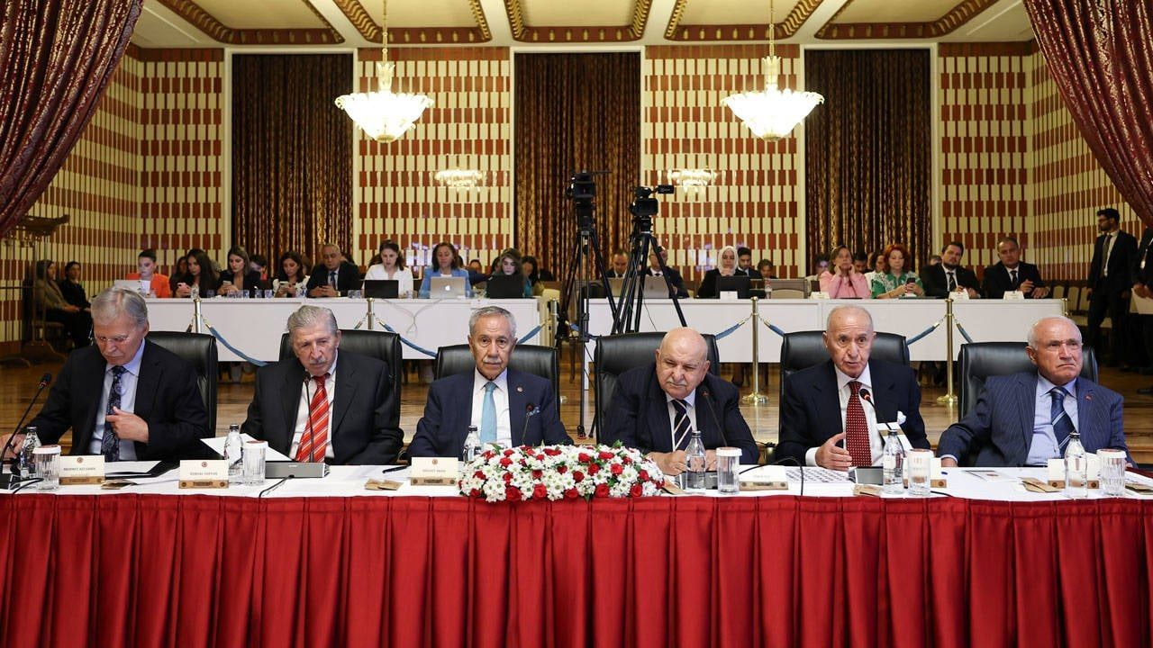 Genel af tartışması yeniden alevlendi:Zaruri ihtiyaçtır