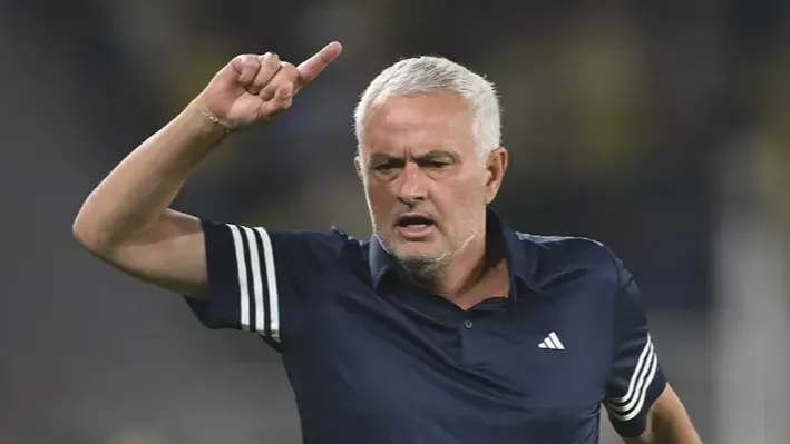 Resmen açıklandı: Fenerbahçe'de Mourinho ile yollar ayrıldı