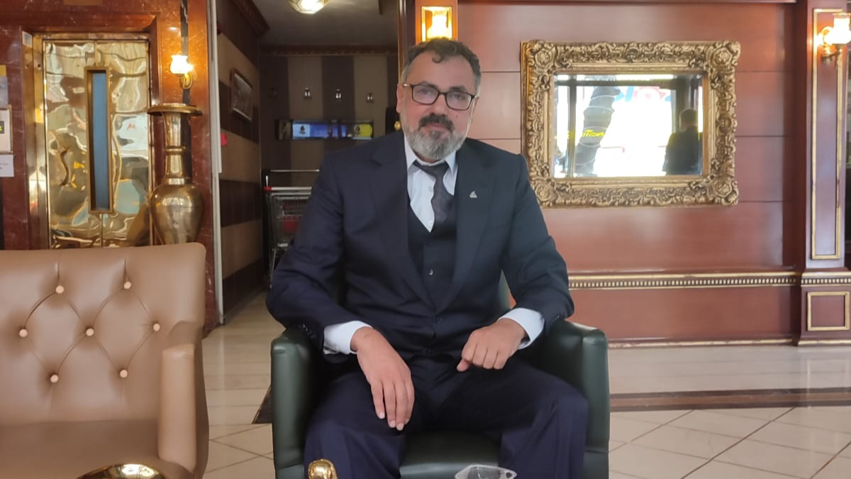 Başkan Hayırlı: “Esnaf perişan, vatandaşın cebinde para yok”