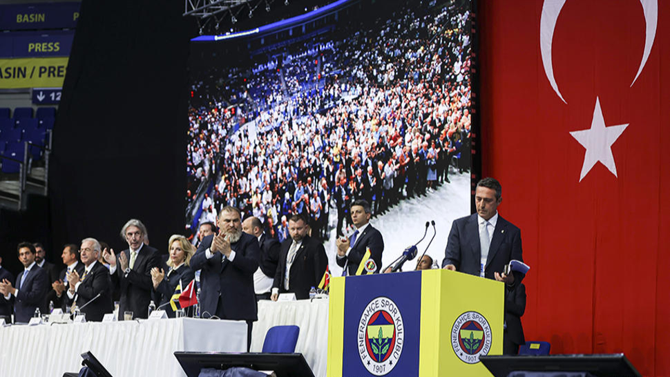 Fenerbahçe Seçimli Genel Kurulu’nda gerginlik yaşandı