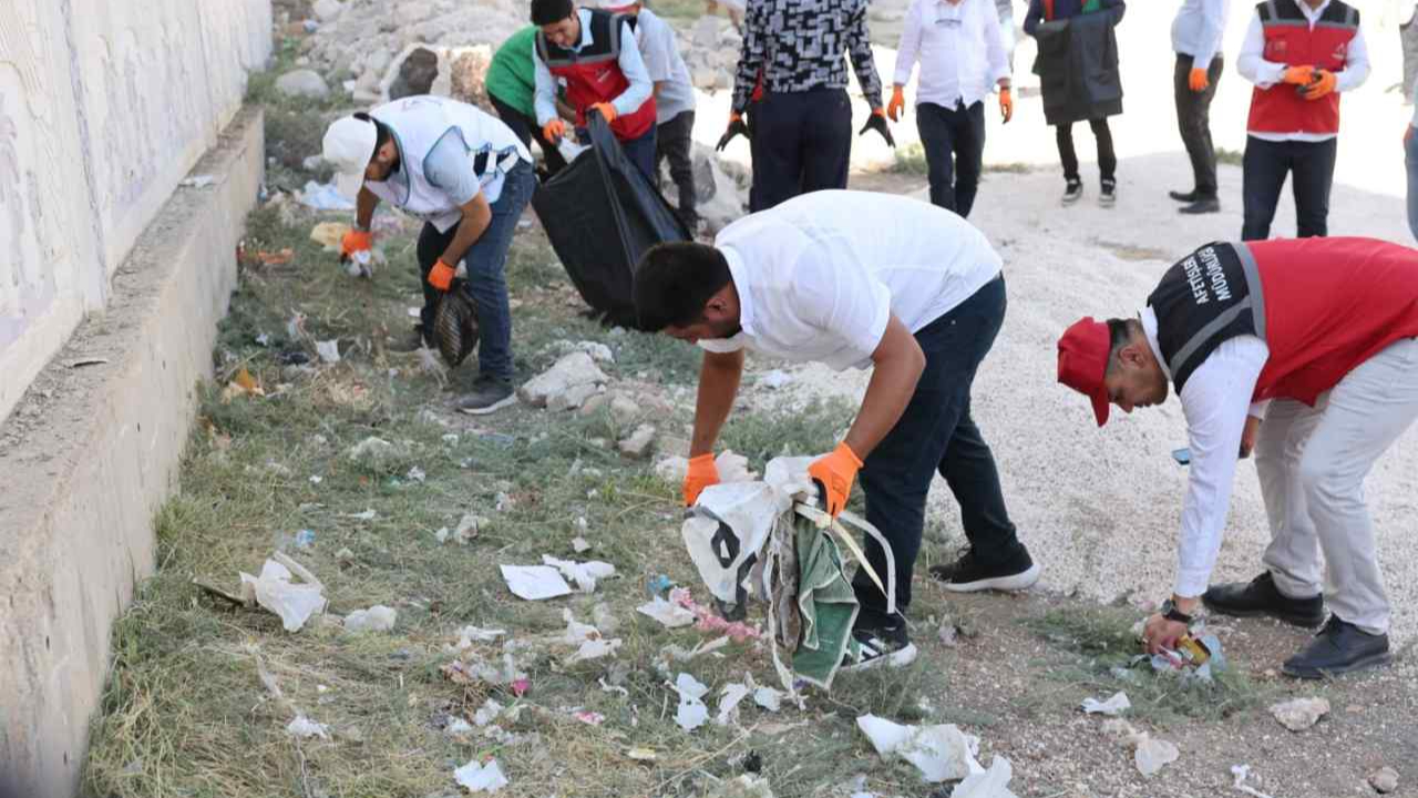 Karaköprü’de temizlik seferberliği