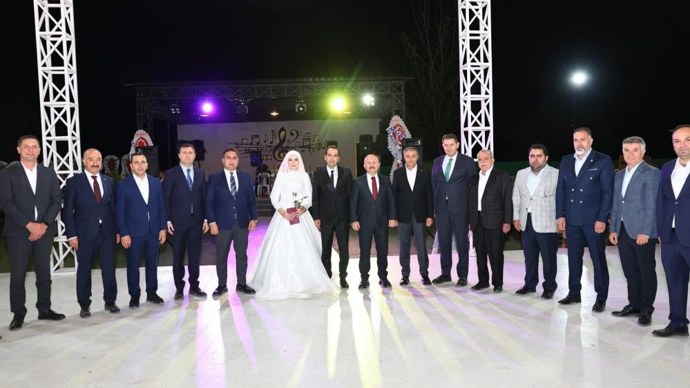 Kaymakam Uyar Dünya evine girdi! Nikah şahidi Şanlıurfa Valisi oldu