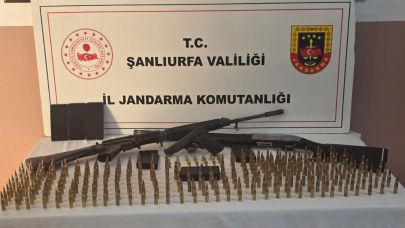Şanlıurfa'da uzun namlulu silah ve tabanca ele geçirildi