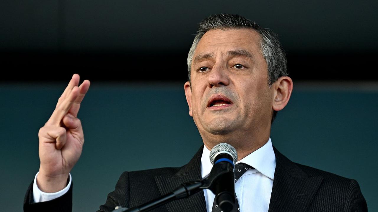 Özgür Özel: İktidar, asgari ücrete sadece yüzde 20 zam planlıyor
