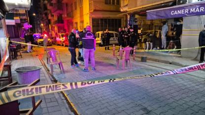 Zorla araca bindirmek istedikleri genci silahla yaraladılar