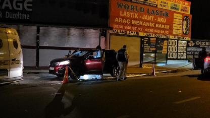 Büyükçekmece'de tartışma silahlı kavgaya dönüştü: 2 ölü, 1 ağır yaralı