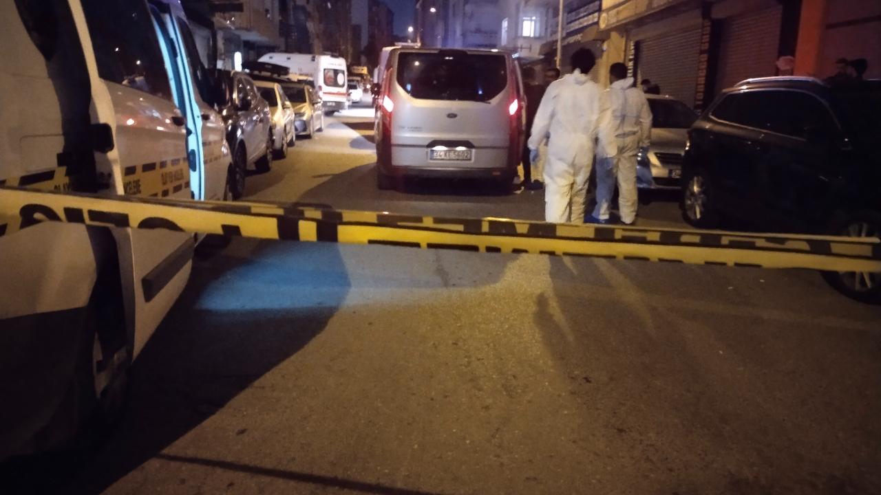 Cinnet geçiren adam, oğlu ve kardeşini öldürdü