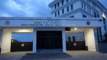 Diyarbakır'da iki aile arasında silahlı kavga: 1 ölü, 1 yaralı