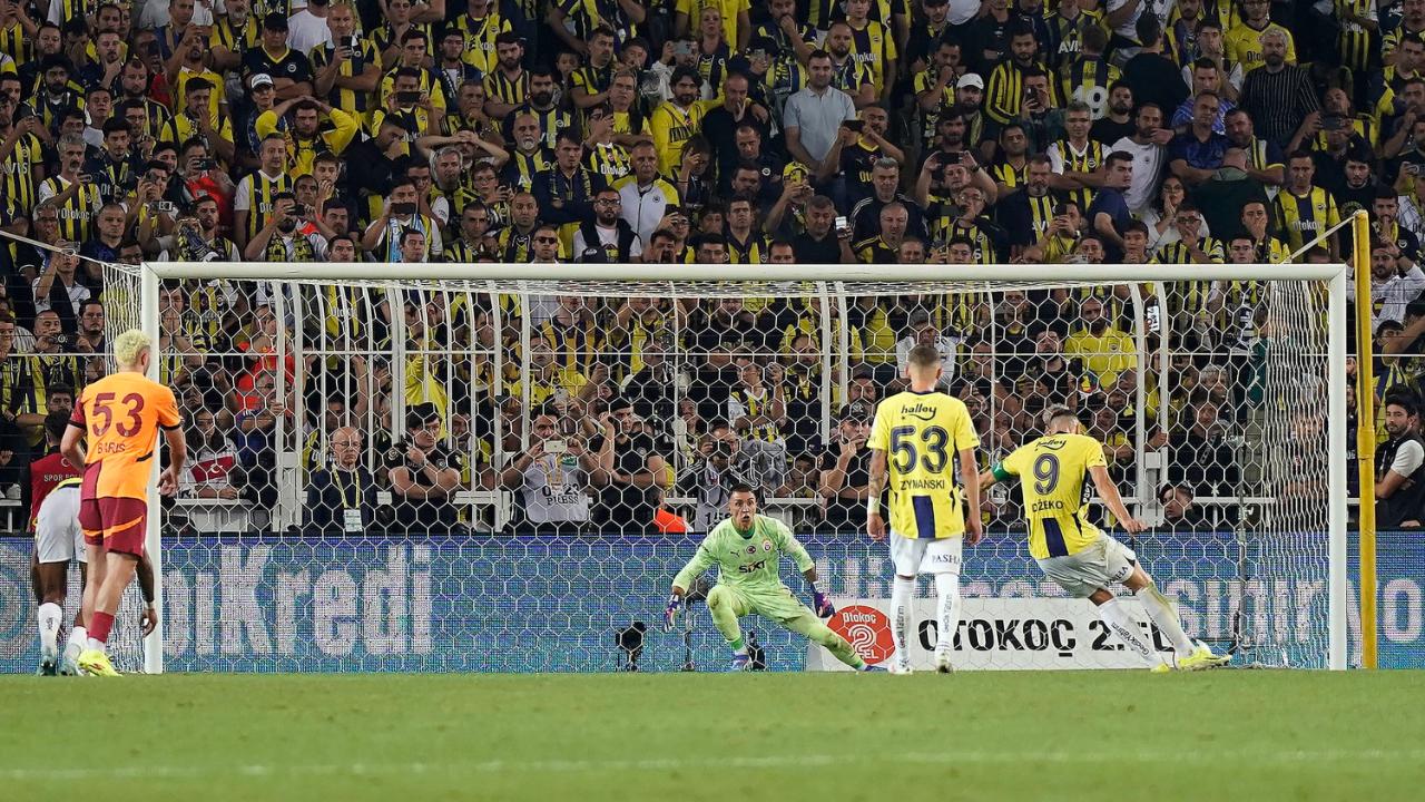 Fenerbahçe'nin, Galatasaray derbilerinde golleri yabancılardan