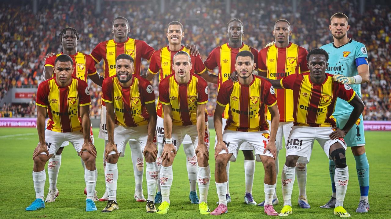 Göztepe, savunmada ve hücumda çok farklı