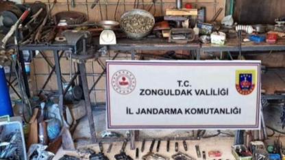 Kaçak İmalathanede 30 Bini Aşan Fişek Ele Geçirildi