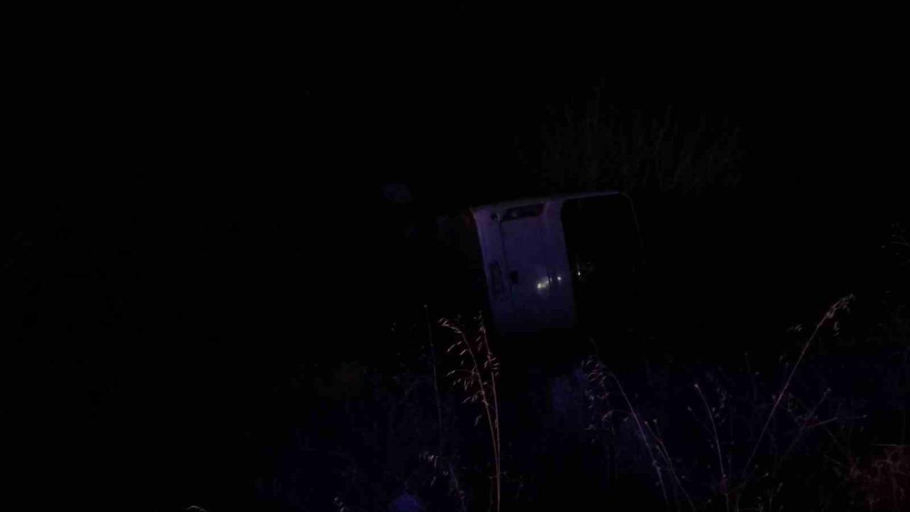 Maden işçilerini taşıyan otobüs kaza yaptı: Çok sayıda yaralı