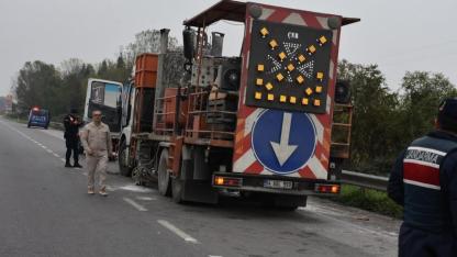 Şerit çizme makinesinin kazanı patladı: 2 işçi yaralandı