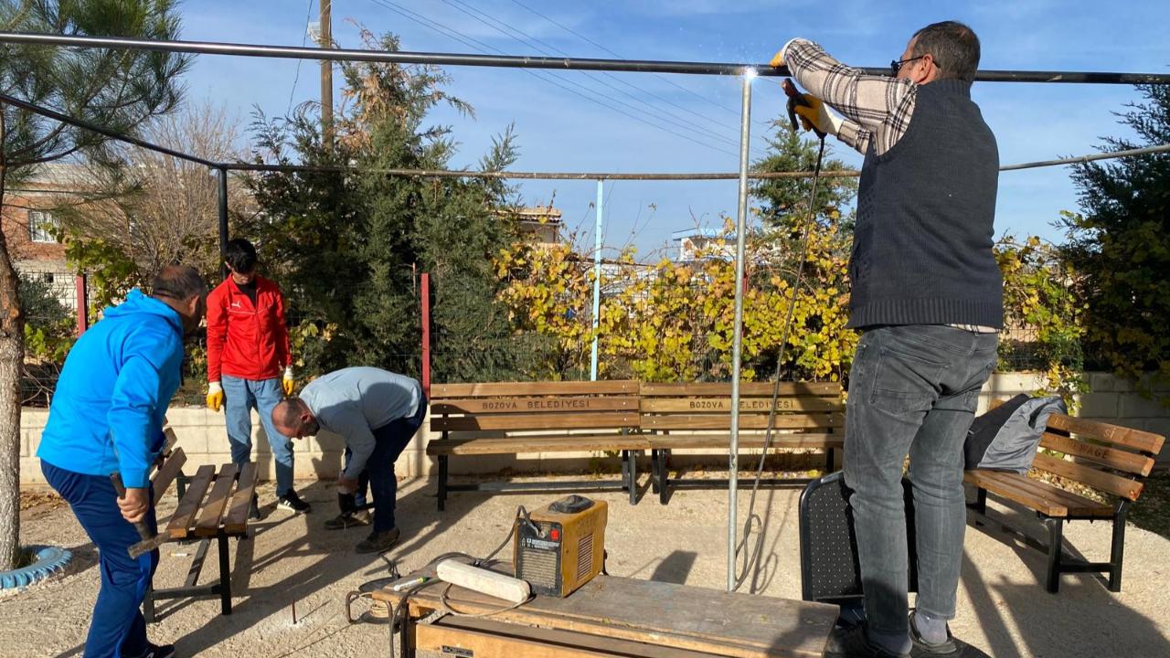 Bozova’da eğitime örnek proje! Her ay bir köy okuluna destek