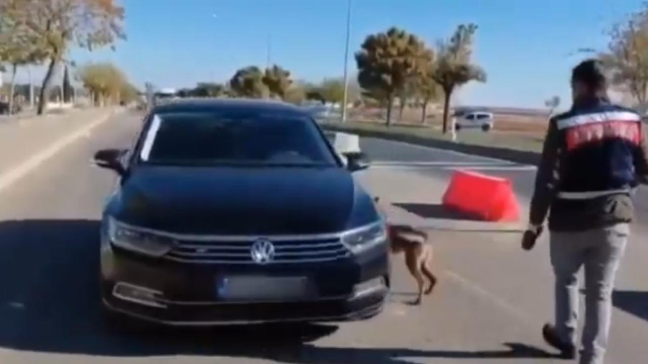 Hilvan’da şüphe üzerine durdurulan bir araçta uyuşturucu çıktı!