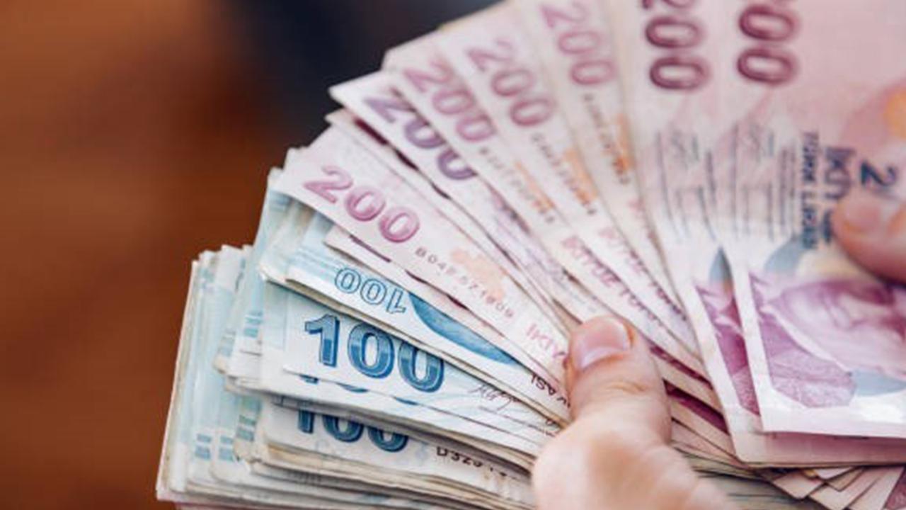 Kamu personeline 30 bin TL seyyanen zam geri çekildi