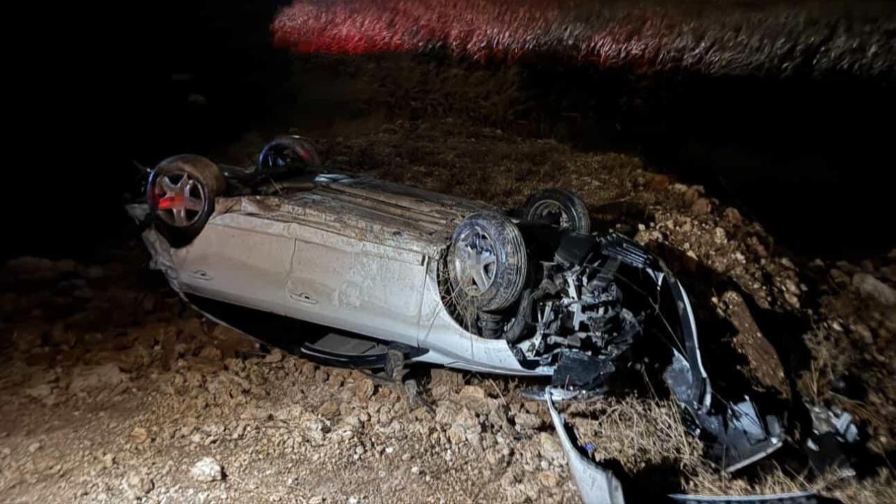 Mardin’de tır ile otomobil çarpıştı! 1'i ağır 2 yaralı var