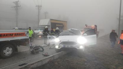 Burdur'da yoğun siste zincirleme kaza: 1'i ağır 2 yaralı