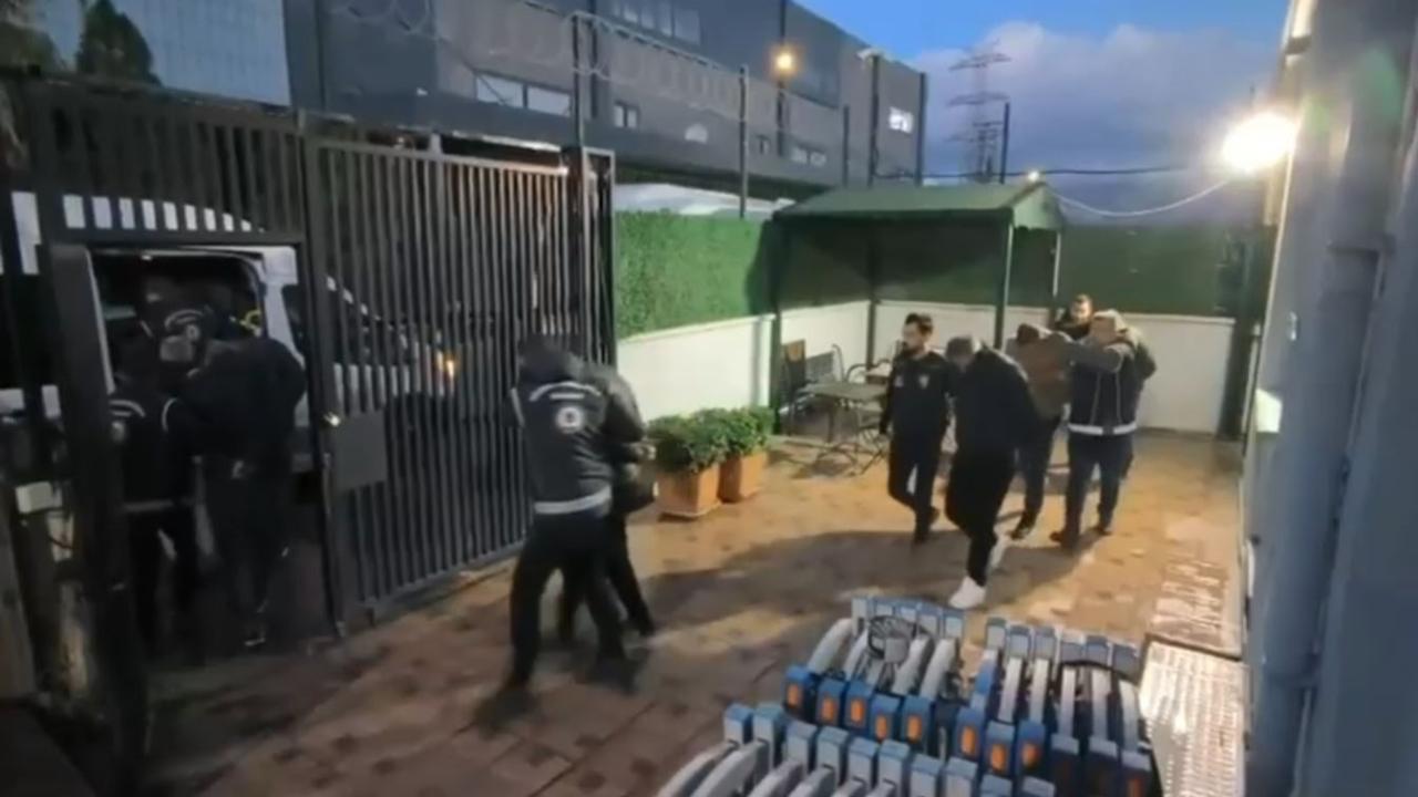 İzmir’de 'insan ticareti' operasyonu: 4 tutuklama
