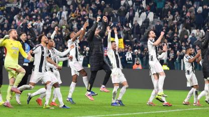 Juventus, Napoli'yi farklı mağlup etti