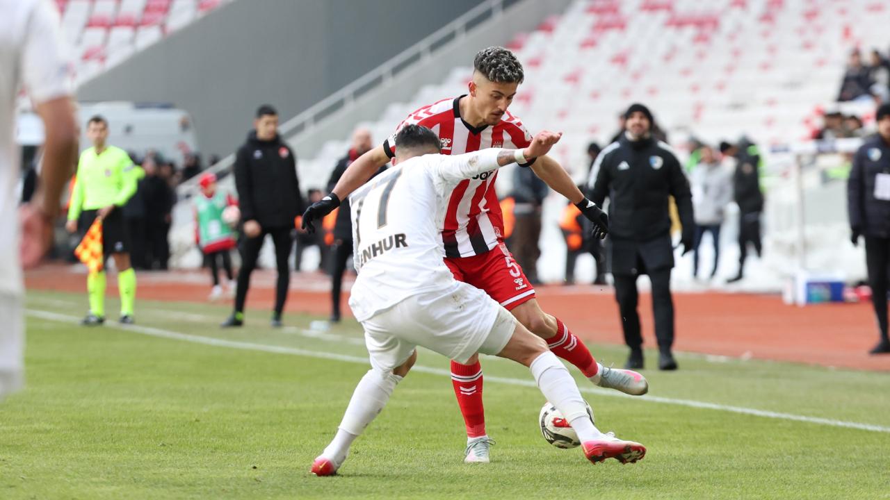 Özbelsan Sivasspor: 0 - Erzurumspor FK: 2