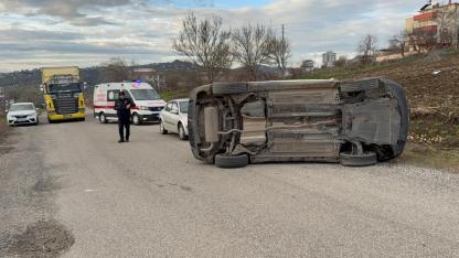 Samsun’da otomobil takla attı: 3 yaralı