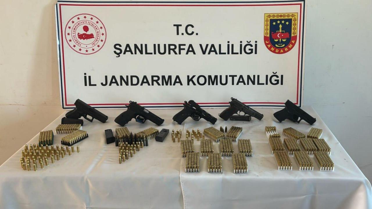 Şanlıurfa’da ruhsatsız silah alarmı: 4 gözaltı