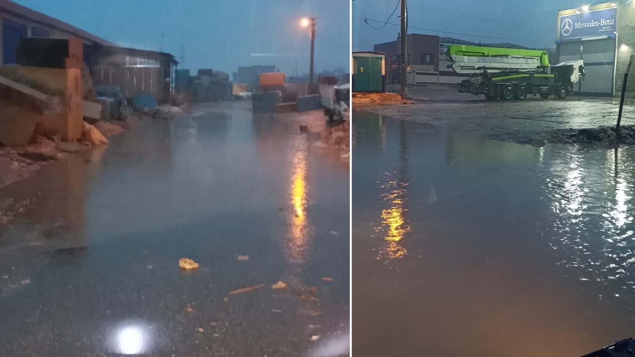 Şanlıurfa’da sağanak yağışı yolu kapattı!
