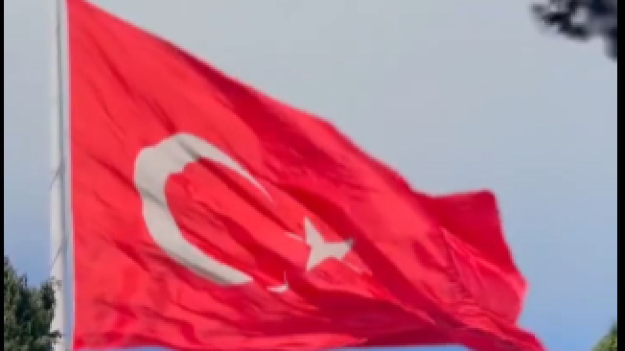 Şanlıurfaspor’dan bayrak provokasyonuna tepki!