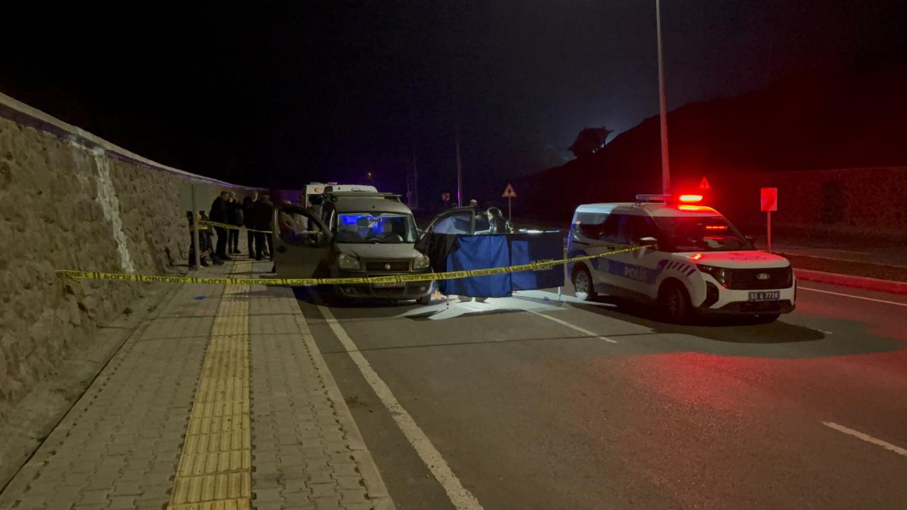 Yasak ilişki yaşadığı adamın boğazını kesti!