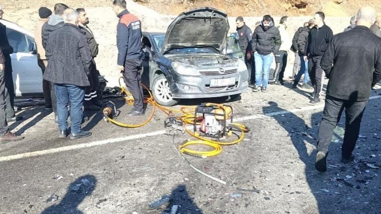 Bingöl’de feci kaza: 2 ölü, 3 yaralı