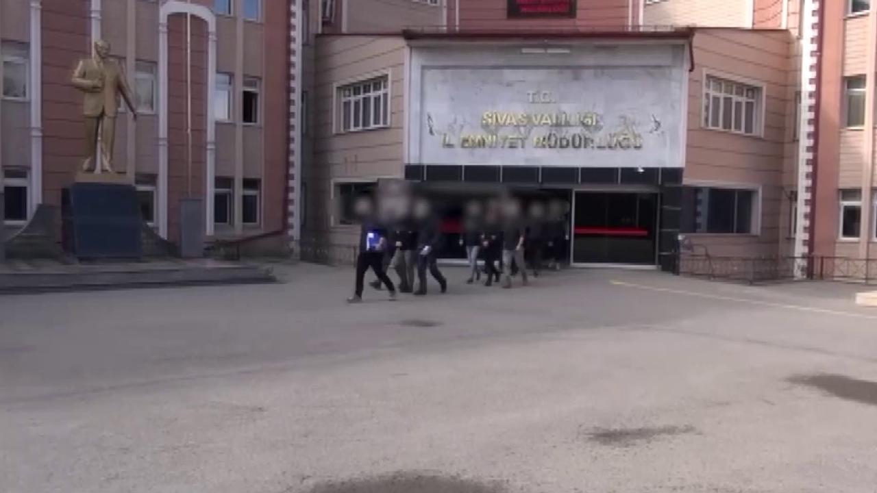 Dini istismar eden terör yapılanmasına operasyon: 4 tutuklama