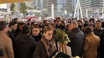 Fatih Ürek’in cenazesinde başörtüsü tartışması gündem oldu