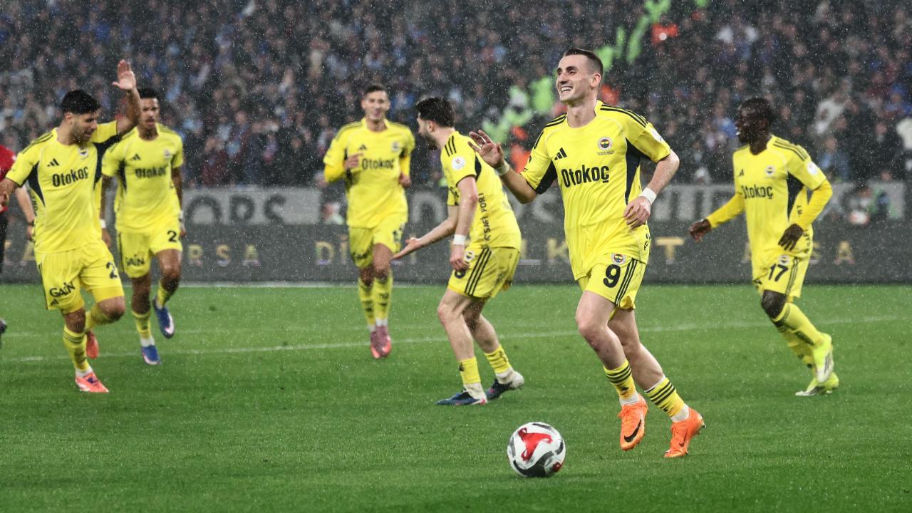 Fenerbahçe, Nottingham Forest'i konuk edecek