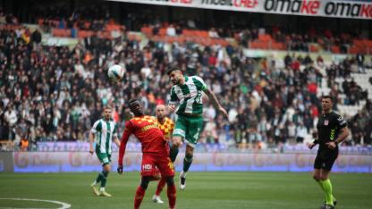 Konyaspor ile Göztepe 14. randevuda