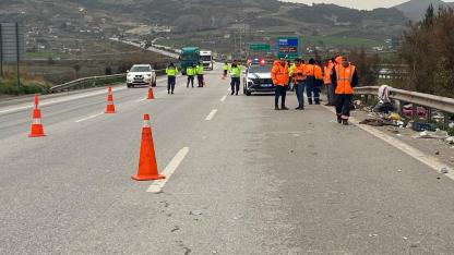 Osmaniye’de temizlik yapan işçilere otomobil çarptı: 1 ölü, 3 yaralı