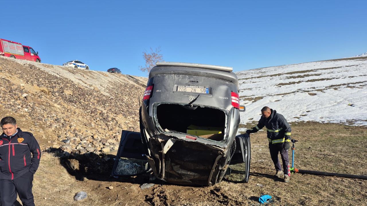 Van'da trafik kazası: 3 yaralı
