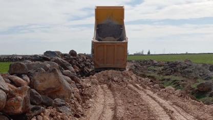 Viranşehir Belediyesi’nden Aşağı Sarpın’da yol atağı