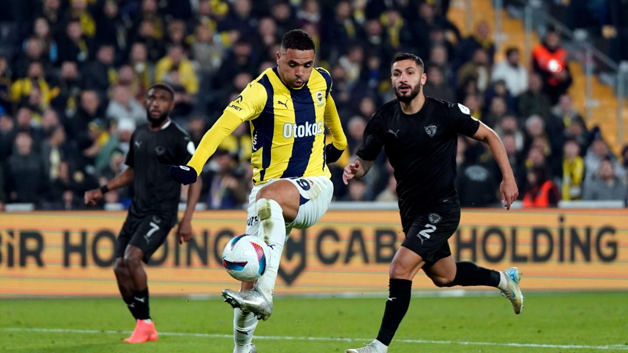 Youssef En-Nesyri'nin Fenerbahçe kariyeri 1.5 yıl sürdü