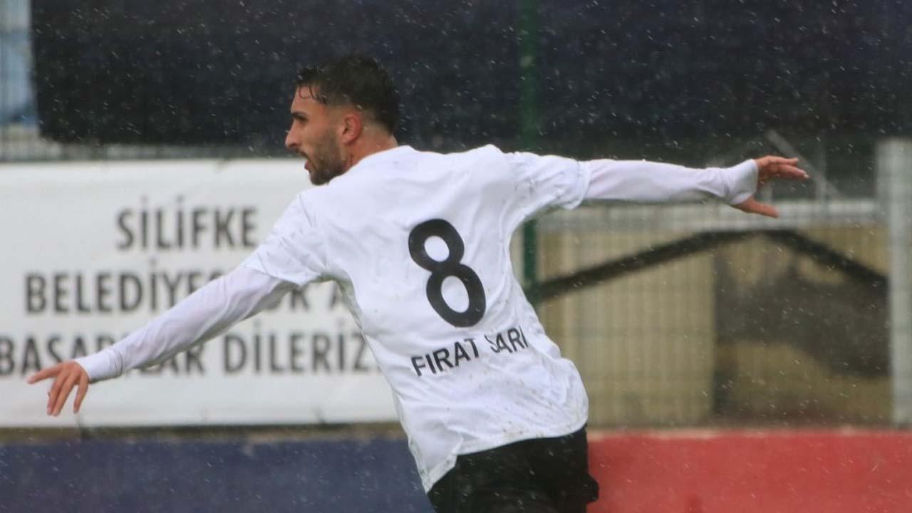 Karaköprü Belediyespor, Silifke deplasmanında ilk yarıyı önde tamamladı