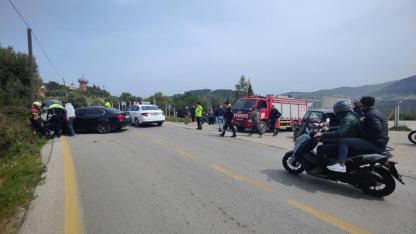 Kuşadası'nda otomobil ile elektrikli araç çarpıştı: 4 yaralı