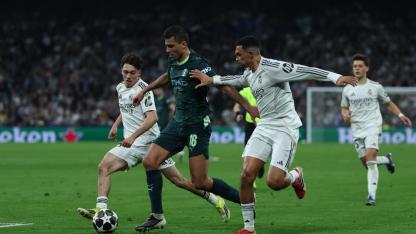Real Madrid, tur kapısını araladı
