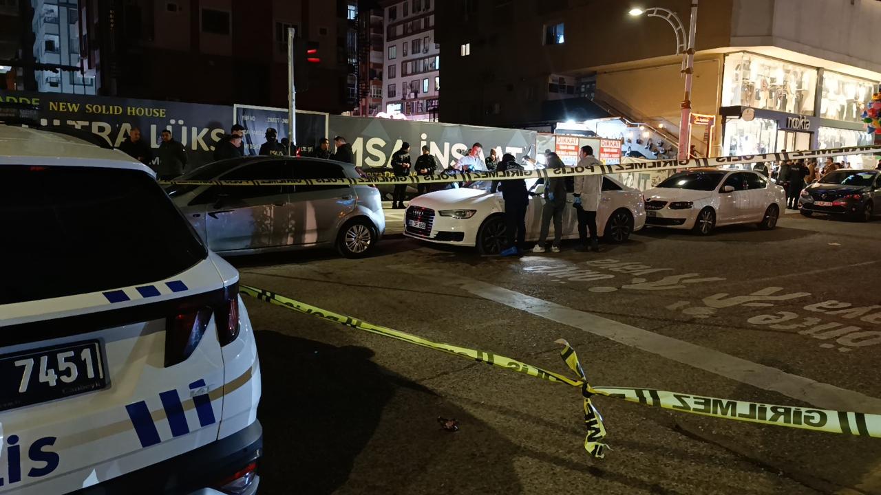 Urfa'da sokak ortasında öldürülen genç son yolculuğuna uğurlanıyor