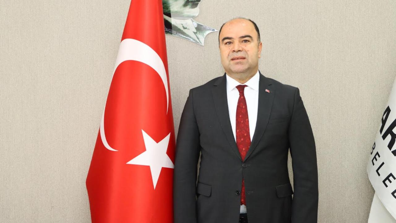 Başkan Nihat Çiftçi’den 23 Nisan Mesajı