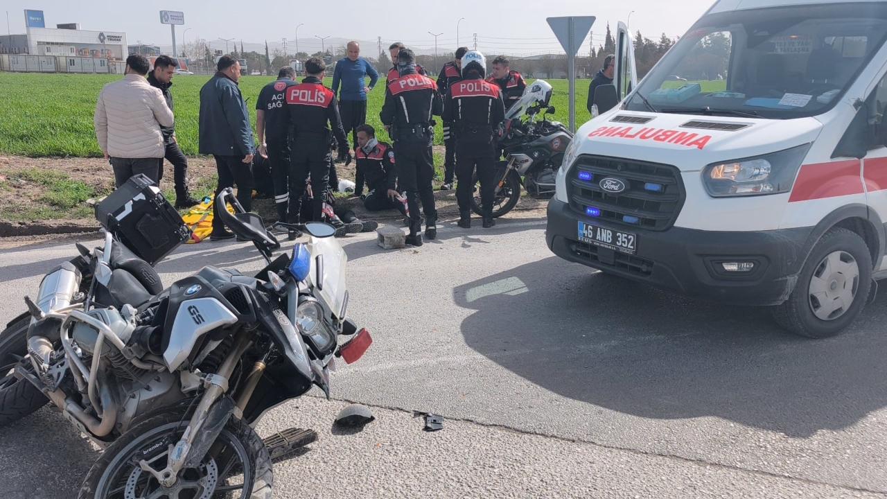 Kahramanmaraş'ta ehliyetsiz sürücü polislere çarptı: 2 yaralı