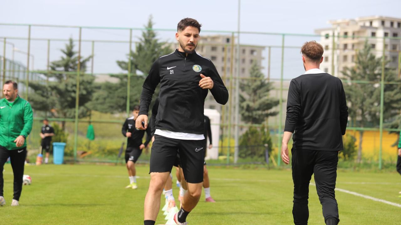 Şanlıurfaspor’da Abdülkadir Sünger'den güzel haber!