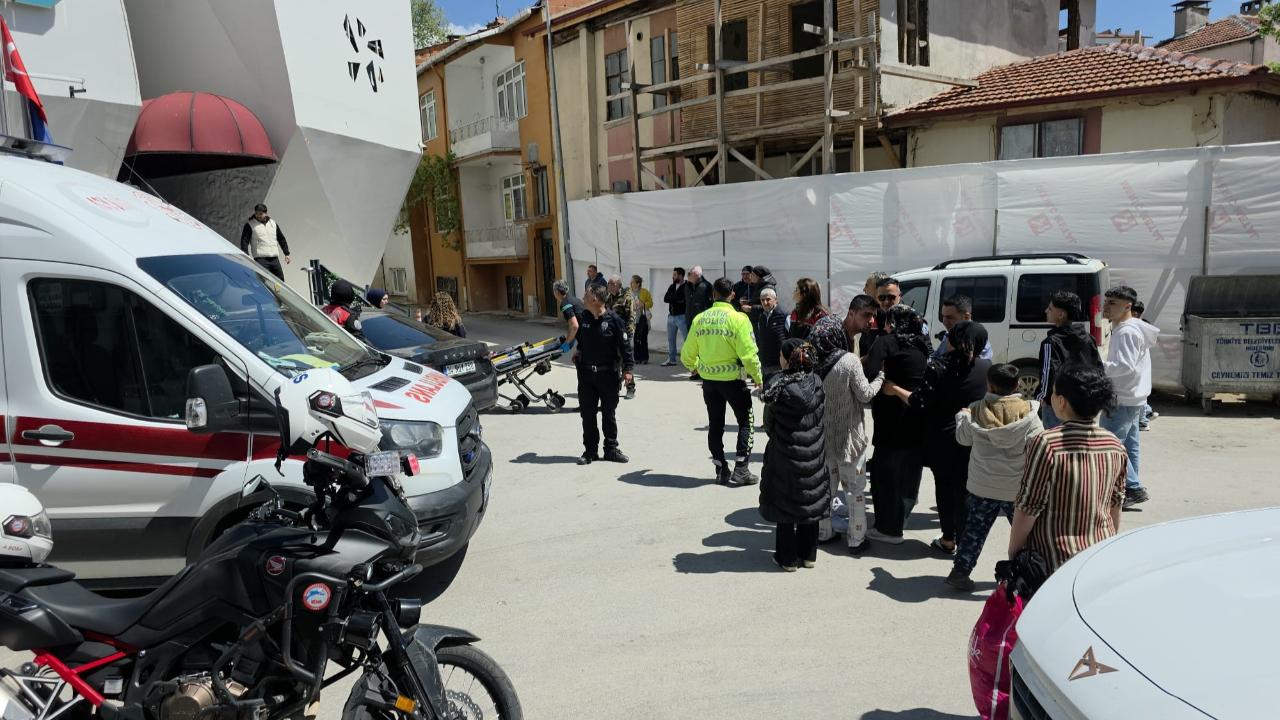 Edirne'de iki grup arasında bıçaklı kavga: 3 yaralı