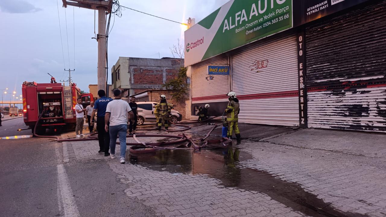 Diyarbakır'da iş yerinde yangın